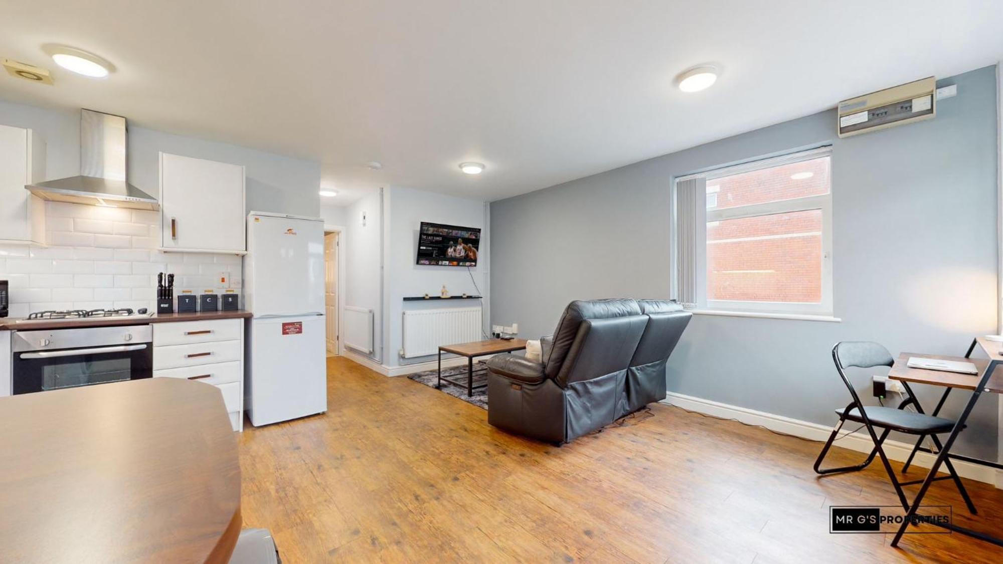 Centre With Free Parking * Cardiff